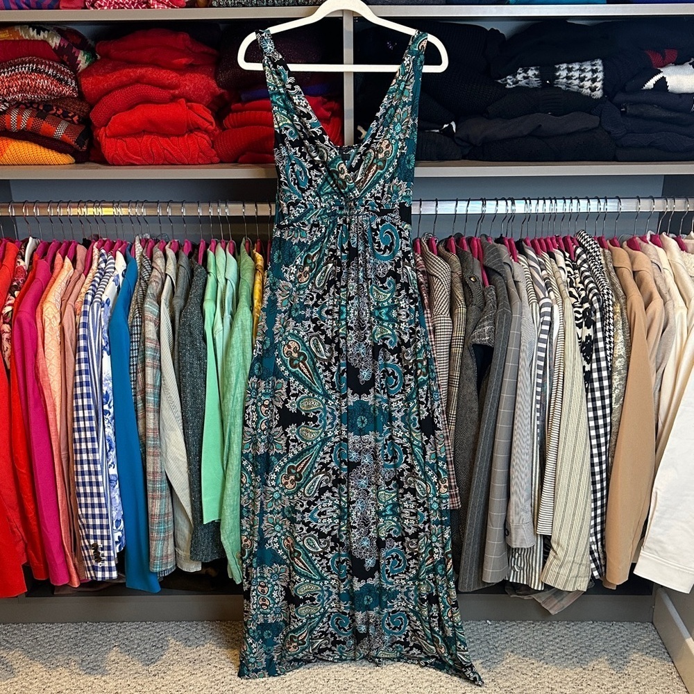 Apt. 9 teal/black/white paisley print sleeveless v neck maxi dress size S